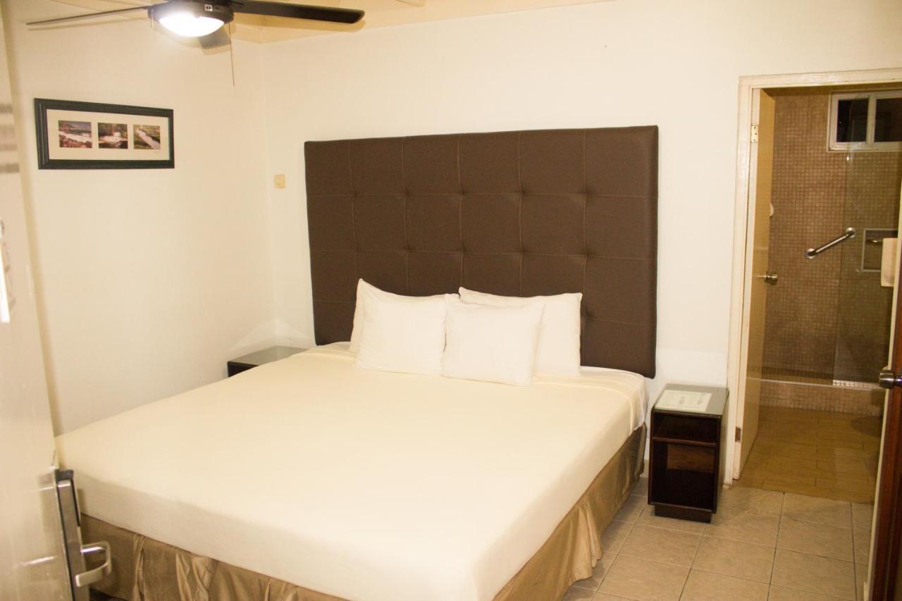 Altamont West Hotel Montego Bay Esterno foto