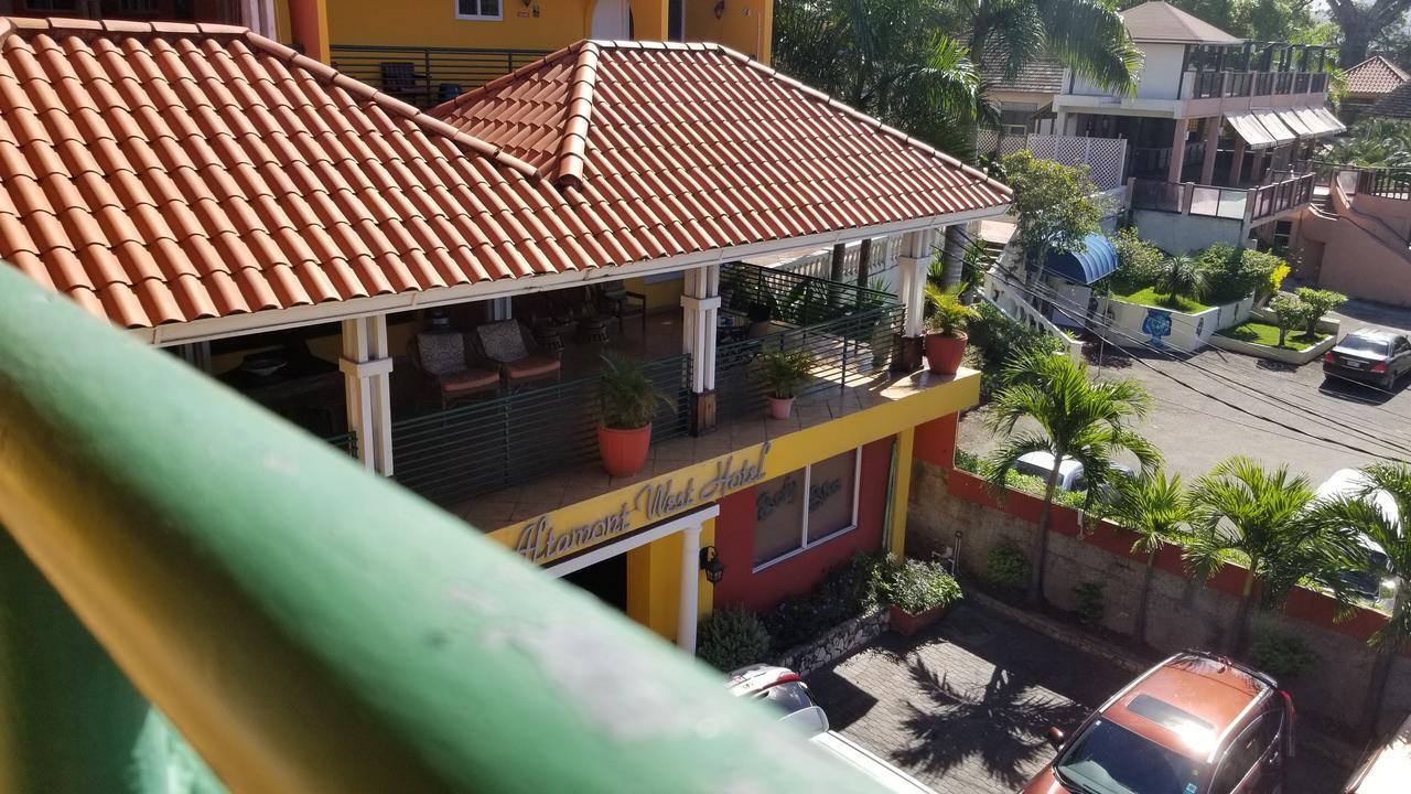 Altamont West Hotel Montego Bay Esterno foto